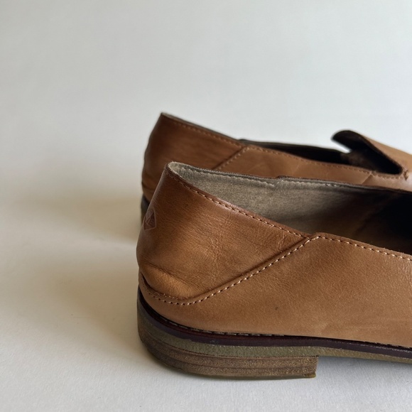 Sperry Tan Genuine Leather Flats Size 12 - Picture 3 of 15